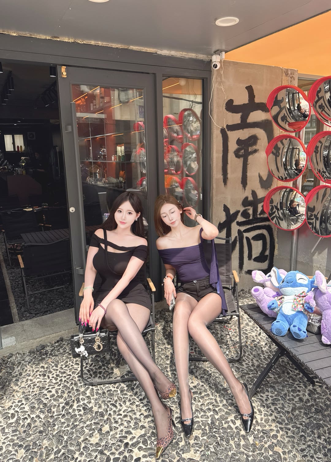奶糖白大兔，我无法把她想太坏 因为她只是想要爱